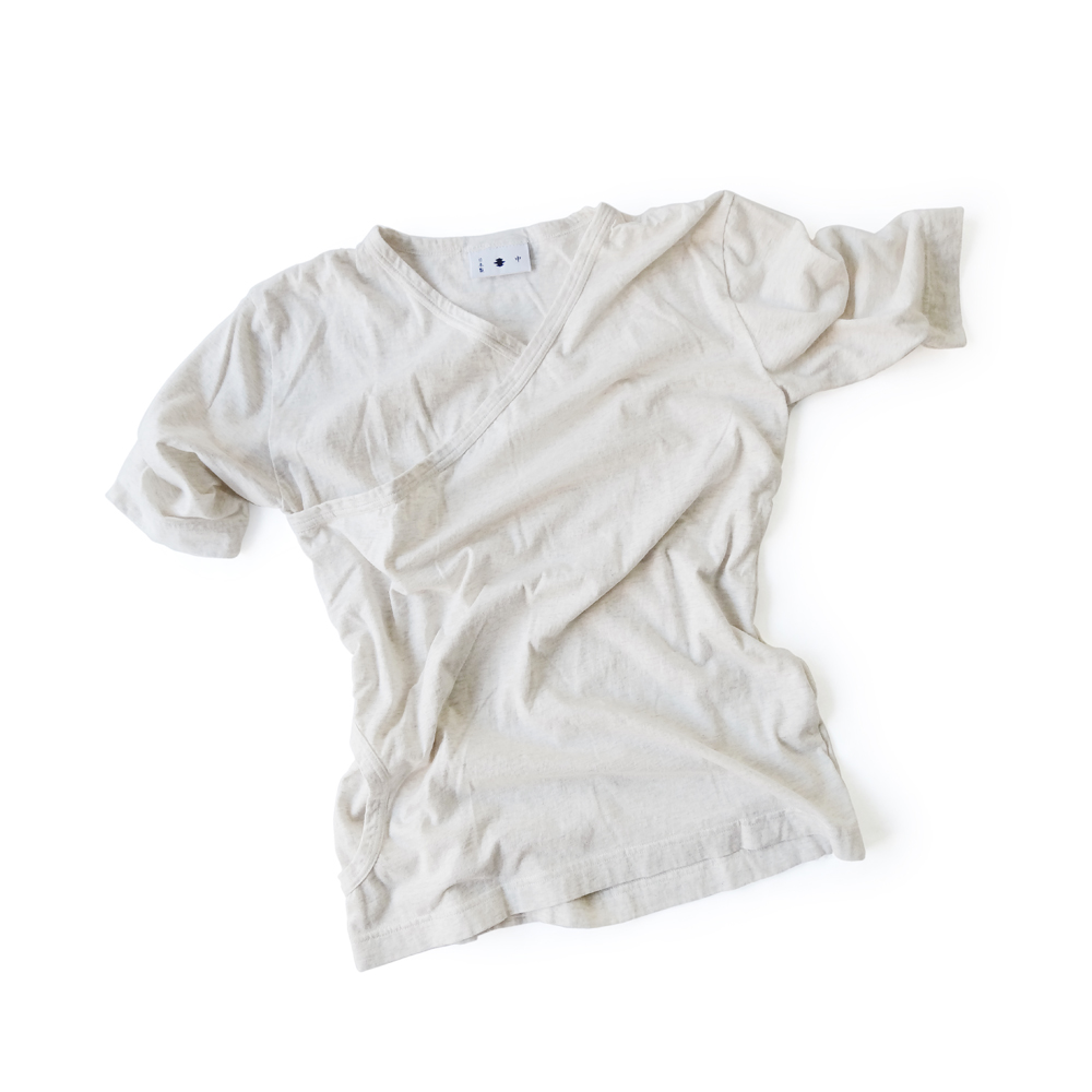 型式　　Tシャツ 型第44<br>色　　　杢白<br>素材　　綿<br>価格　　8,900円（税別）