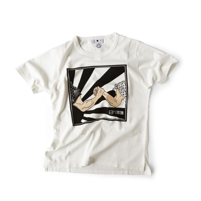 型式　　Tシャツ 型第84「日々精進」<br>色　　　白<br>素材　　綿<br>価格　　8,900円（税別）