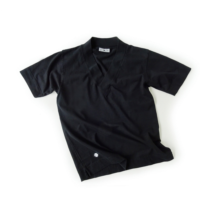 型式　　Tシャツ 型第86<br>色　　　黒<br>素材　　綿<br>価格　　8,900円（税別）