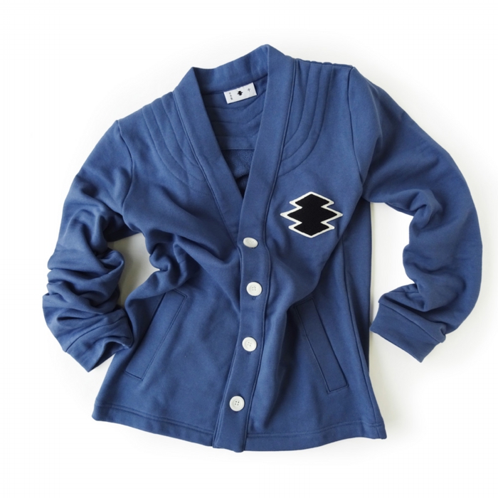 型式　　前開き羽織　型第2「松皮菱」<br>色　　　藍<br>素材　　綿<br>価格　　21,000円（税別）